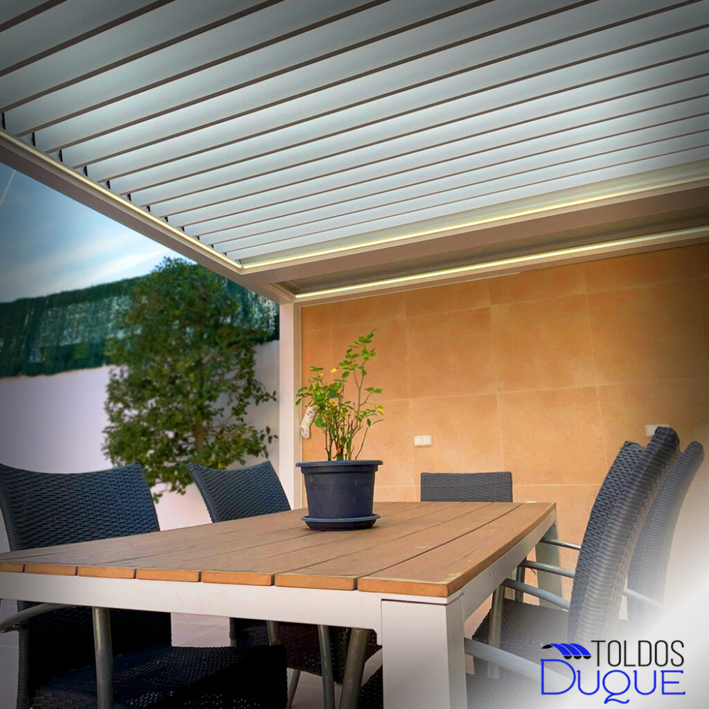Pérgola bioclimática de Toldos Duque